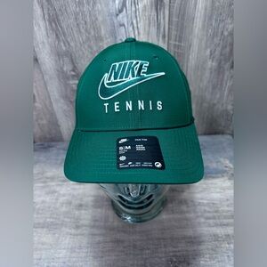 Nike Club Structured Gorge Green Tennis Adjustable Cap Sized Small Medium NEW